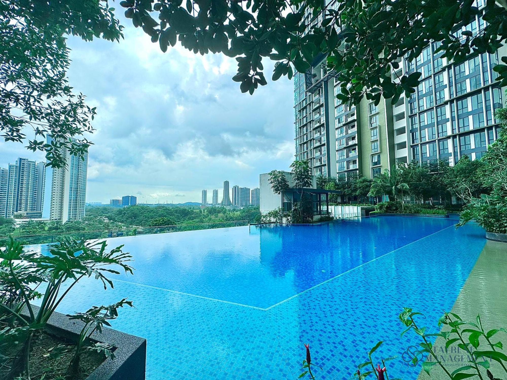 The Elysia Suites Nusajaya  Buitenkant foto