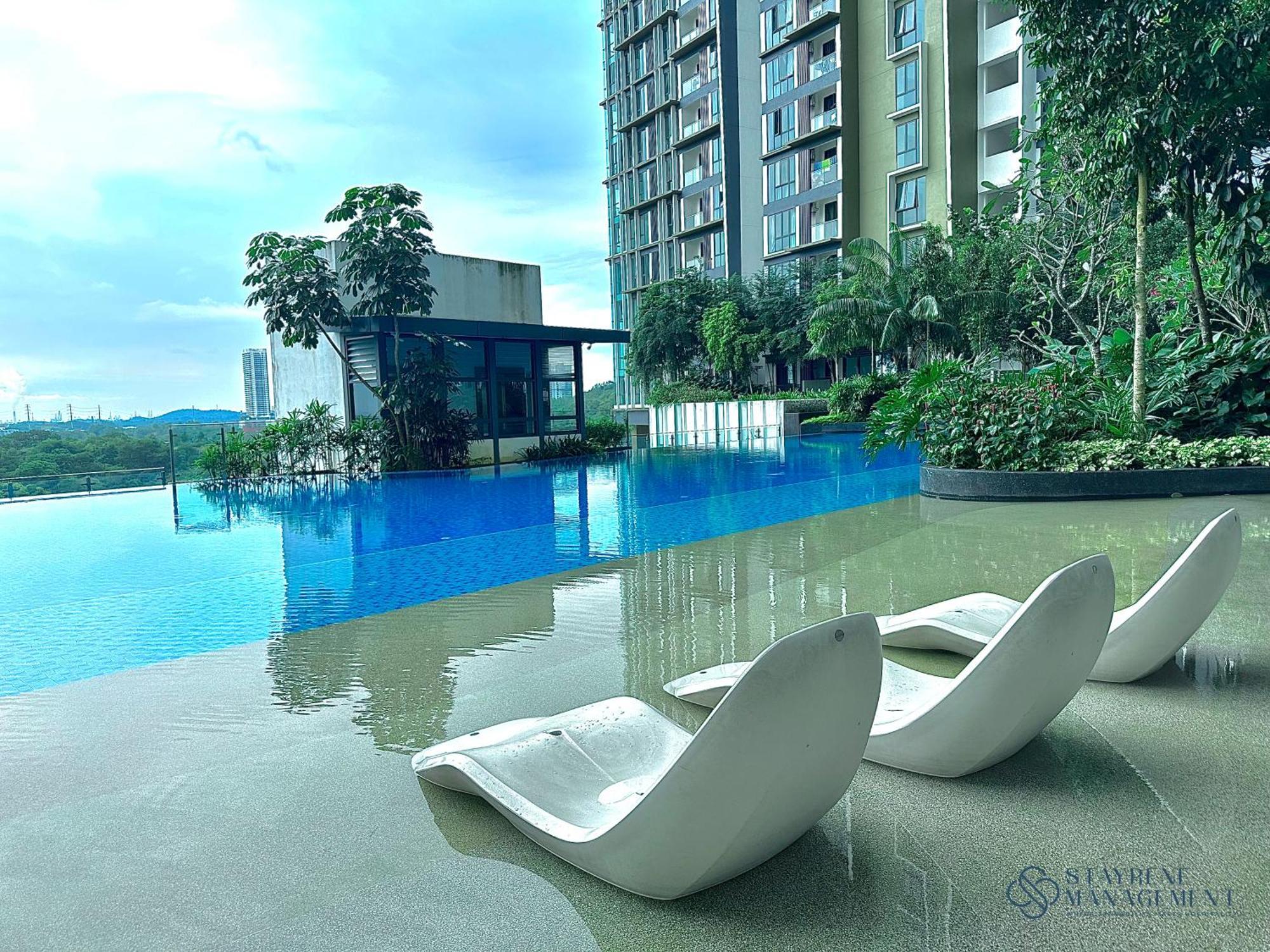 The Elysia Suites Nusajaya  Buitenkant foto